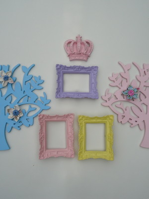 Decoração candy color/molduras e arvore em mdf