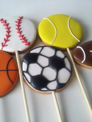 Biscoito decorado esportes