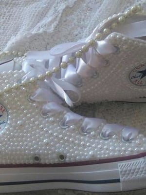 Tênis all star com pérolas adulto.