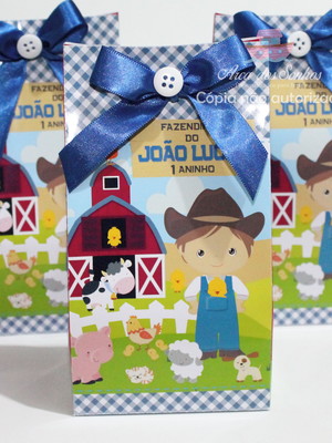 Sacolinha fazendinha com laço e botão