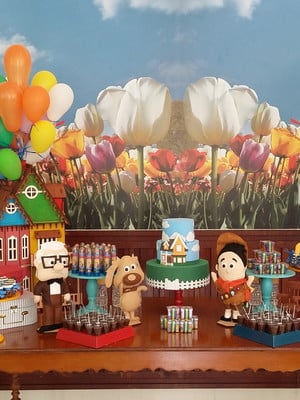 Up altas aventuras
