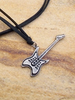 Colar cordão de couro masculino guitarra