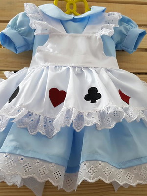 Alice no pais das maravilhas com copas