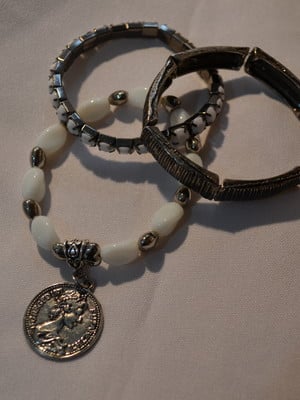 Mix de pulseiras-murano branco