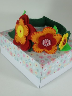 Tiara de feltro floral