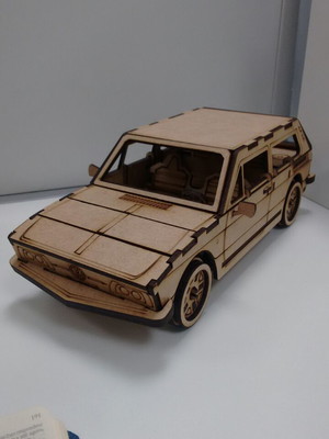 Carro brasilia em mdf 3mm "montado"