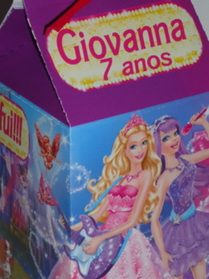 Caixa barbie e a pop star rosa
