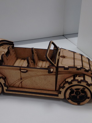 Carro fusca conversível mdf "montado"