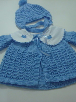 Casaquinho de tricô para bebê