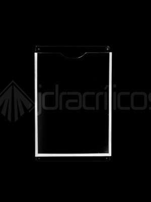 Display a4 vertical com fundo