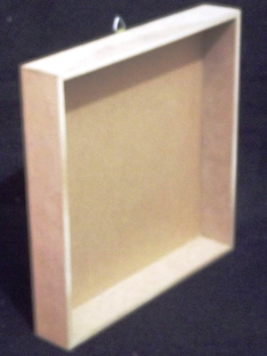 Quadro quadrado chapado liso