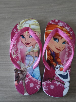 Chinelo frozen!