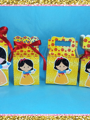 Kit festa personalizado menina 110 itens