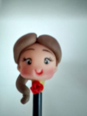 Ponteira de lápis princesa bela em biscuit