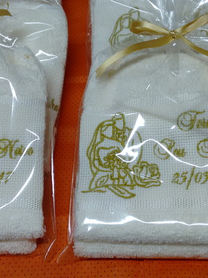 Kit toalha bordada 60pçs casamento