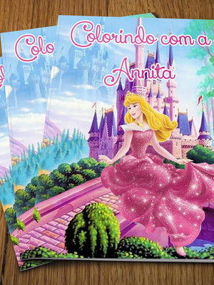 Revista de colorir com giz bela adormecida