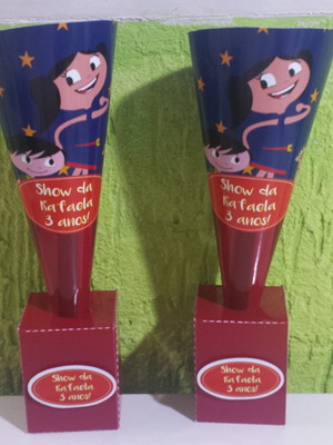 Cone com suporte show da luna