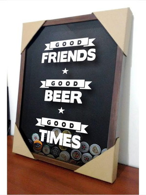 Quadro porta tampinha good beer good tim