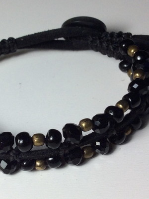 Pulseira camurça com cristais