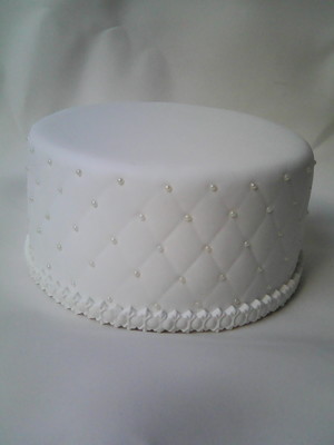 Base de isopor coberta de biscuit