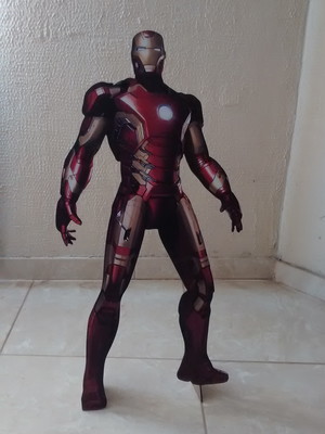 Totem/display homem de ferro