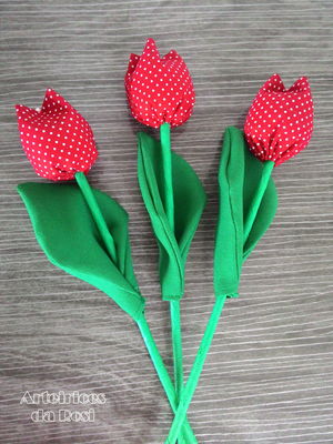 Tulipa em tecido