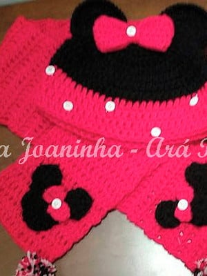 Conjunto touca com cachecol da minnie