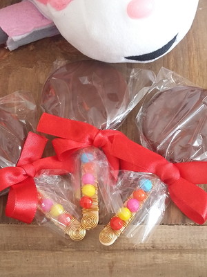Pirulito de alfajor com palito decorado