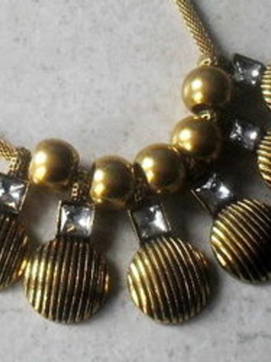 Colar ouro velho/pedras