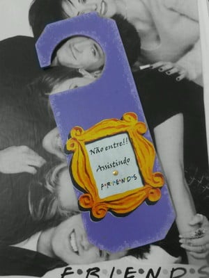Placa aviso de porta em mdf friends