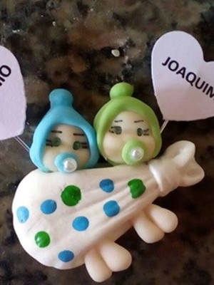Bebês gemeos