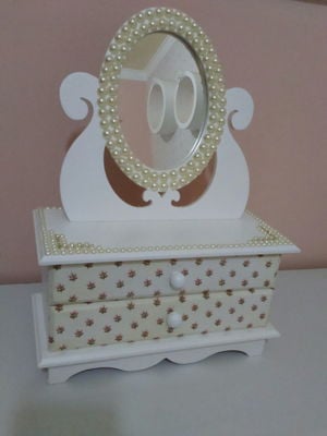 Porta jóia/maquiagem