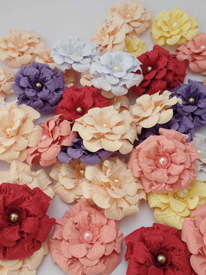 Flor de papel amassadinha