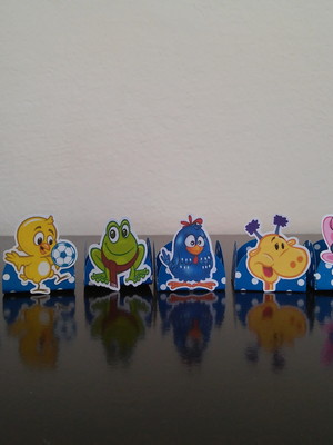 100 forminhas galinha pintadinha