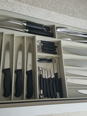 Organizador de talheres com nichos