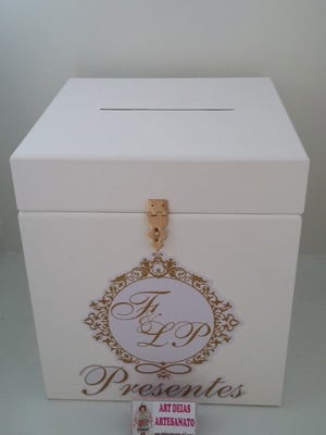 Urna para envelopes com dinheiro