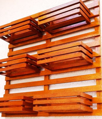 Jardim vertical com 06 cachepots