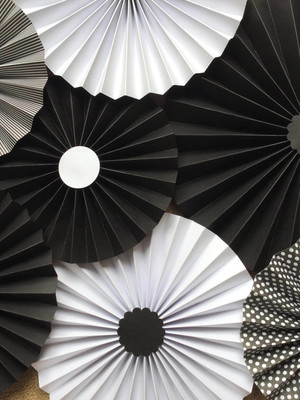 Painel preto e branco fioratas party 7