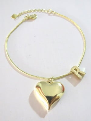 Pulseira com iniciais