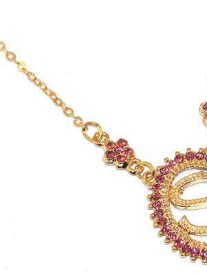 Colar com iniciais rosa