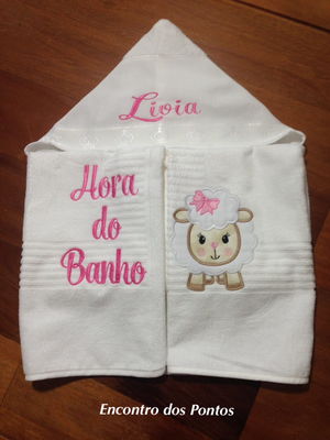 Toalha de banho com capuz ovelha rosa