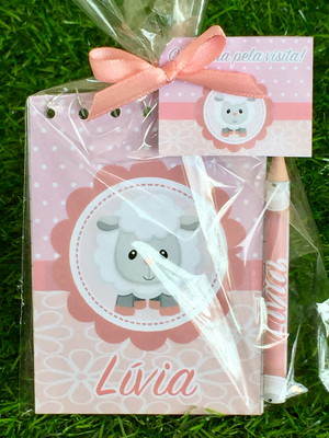 Bloquinho com mini lápis personalizado "ovelhinha"