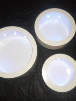 Promoção trio de nichos p m g com led