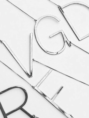 Colar de letras gigantes cld01