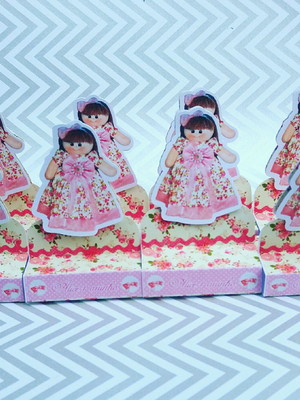 Caixa de bis boneca de pano