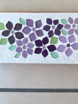 Porta papel higiênico em mosaico flores