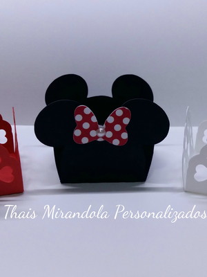Forminha com aplique minnie