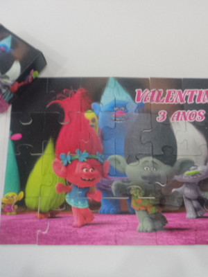 Quebra -cabeça -trolls