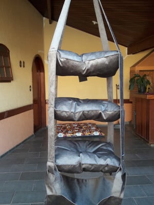 Cama suspensa para gato - treliche em suede grafite