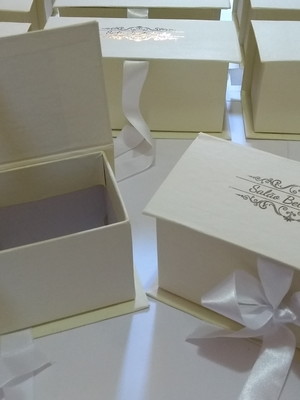 Caixas para lembrancinhas personalizadas 17x10x7